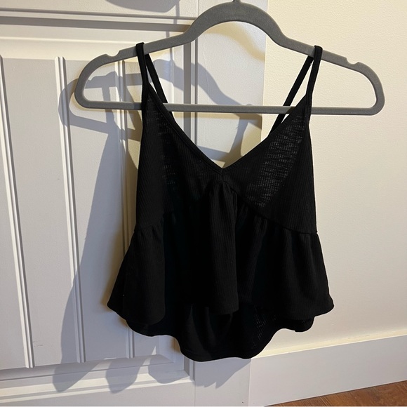 Black flowy peplum top - Picture 2 of 4